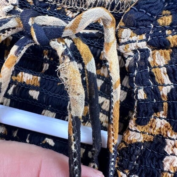 Free People Shirt Womens Extra Small Balloon Sleeve Leopard Print Smocked Flaws - Picture 13 of 14